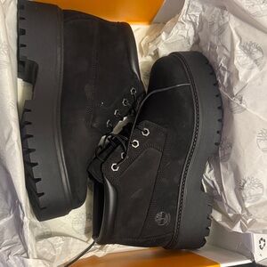 Timberland Black Chunky Sole Boots